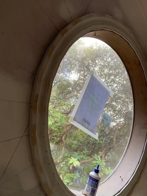 Internal Circle Window Arch