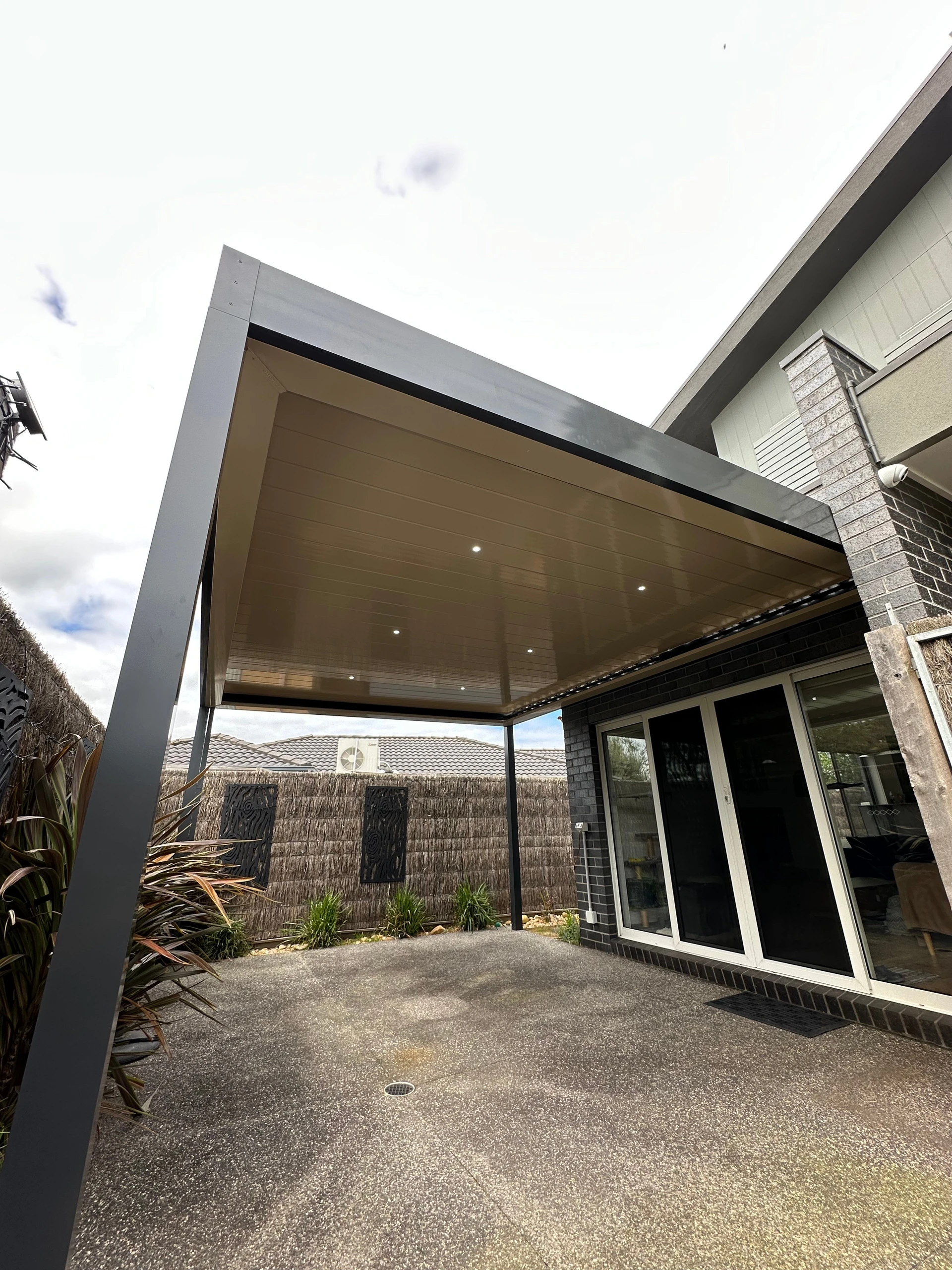 Stratco Allure Coastal Sunroof with Downlights