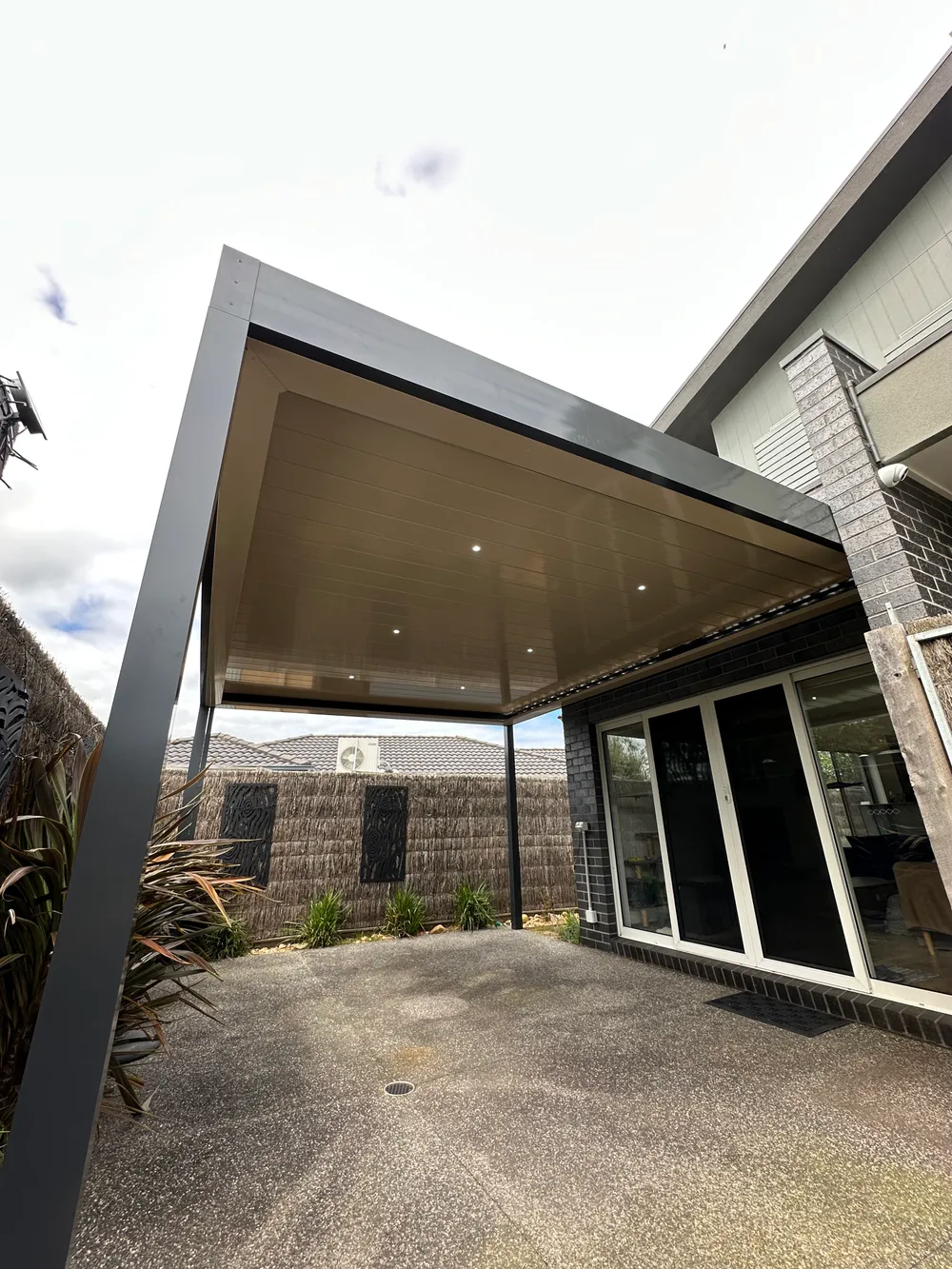 Modern steel patio structure
